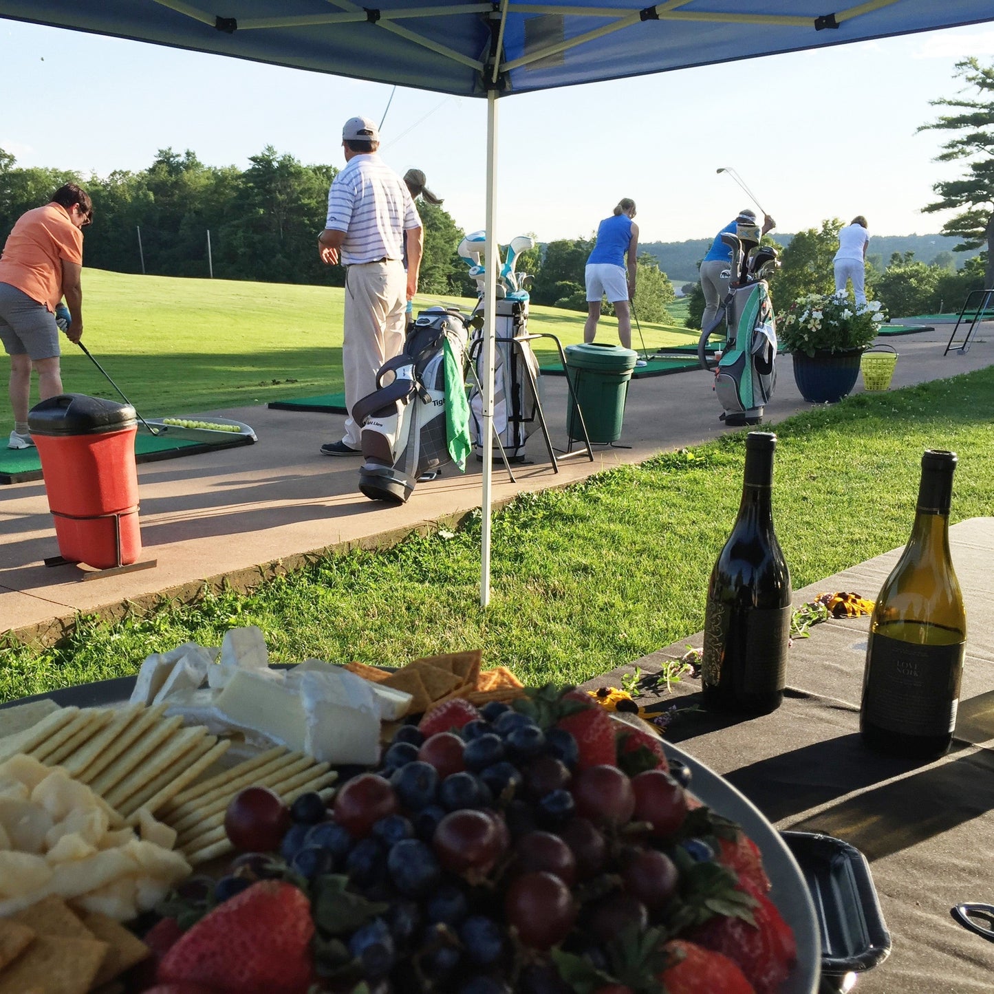 Hit and Sip Women's Golf Clinic - Wednesday June 10 @ 6 p.m.